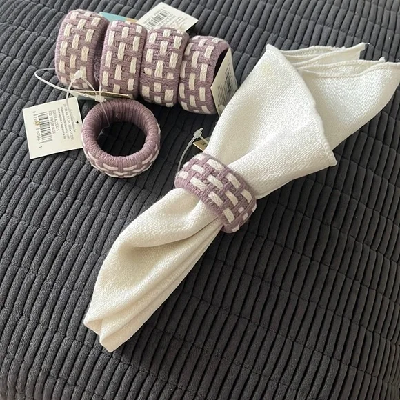 🎁3/$13.00🎁VTG: 6 pcs. Ex-Cell Home Fashions Table Napkins Holder Rings - Picture 1 of 4